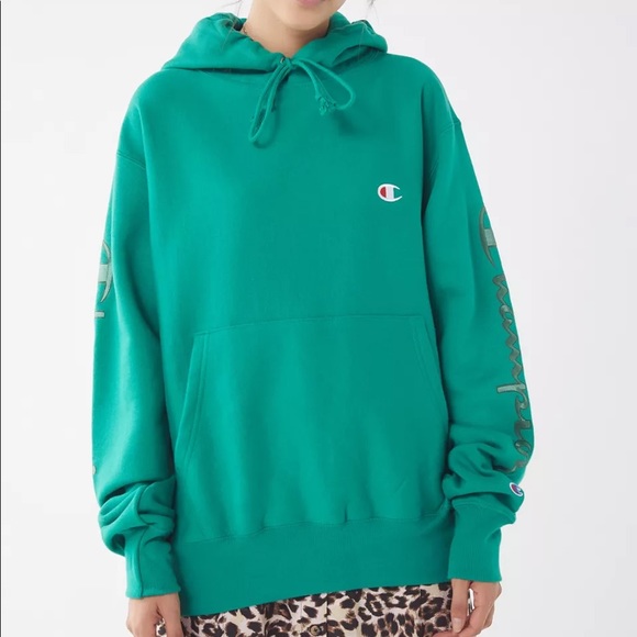Champion & UO Reverse Weave Hoodie Sweatshirt - Picture 2 of 4